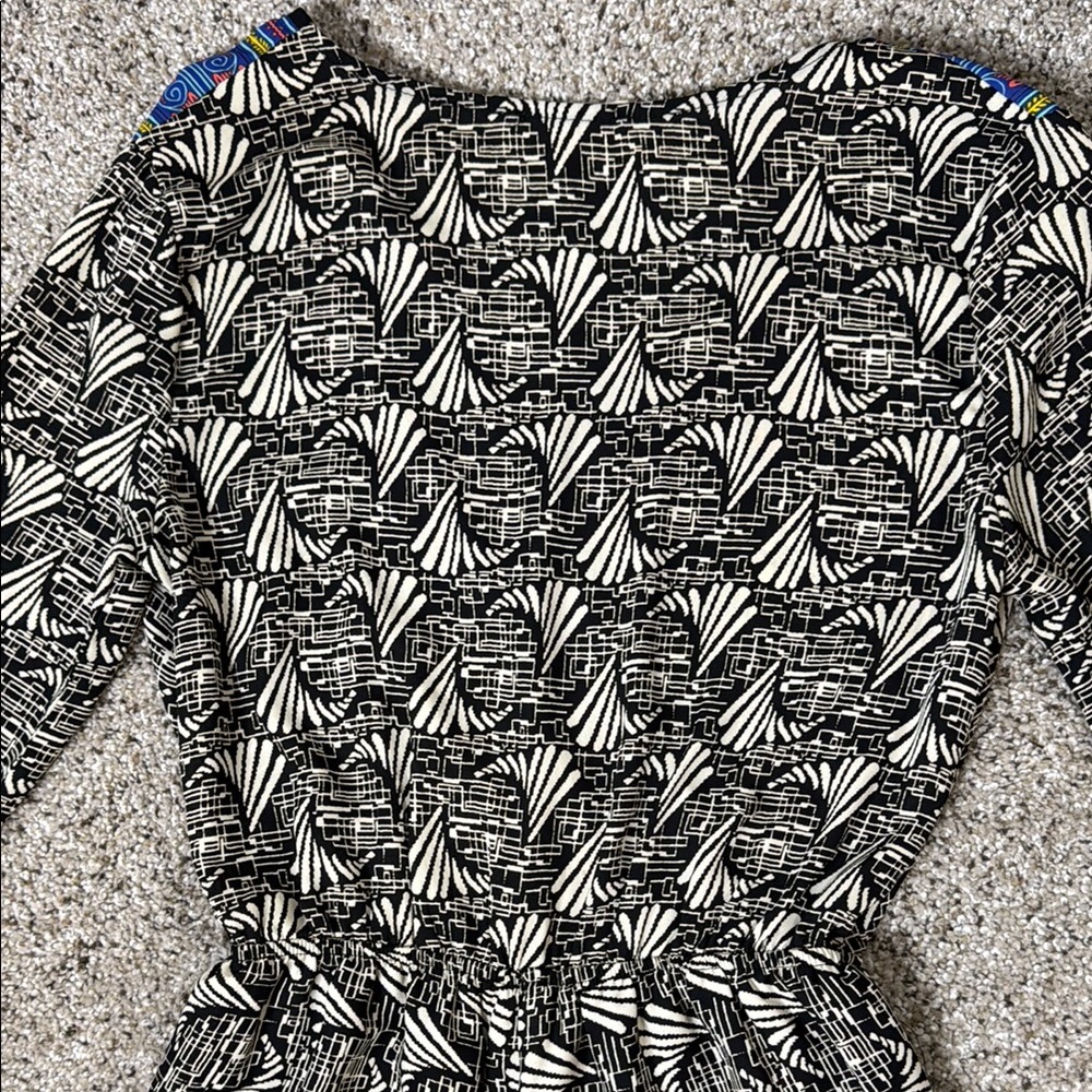 Lush Black and Blue Patterned Romper Small - Picture 8 of 14